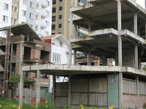 Sống cô lập trong khu đô thị mới Văn Khê