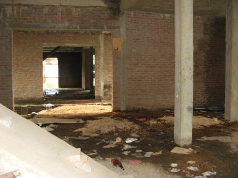 Sống cô lập trong khu đô thị mới Văn Khê