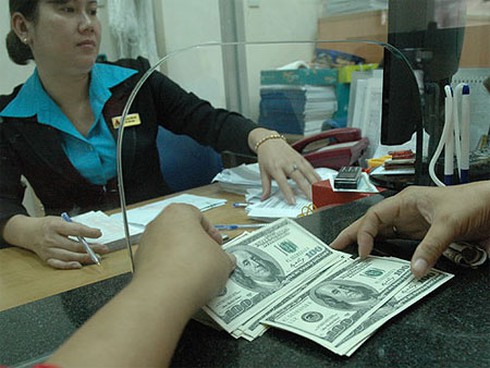 Một năm nhiệm kỳ Thống đốc: `Hãy tin tôi`?