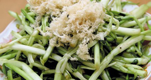 Bị động kinh, mù mắt nếu ăn rau nấu chưa chín