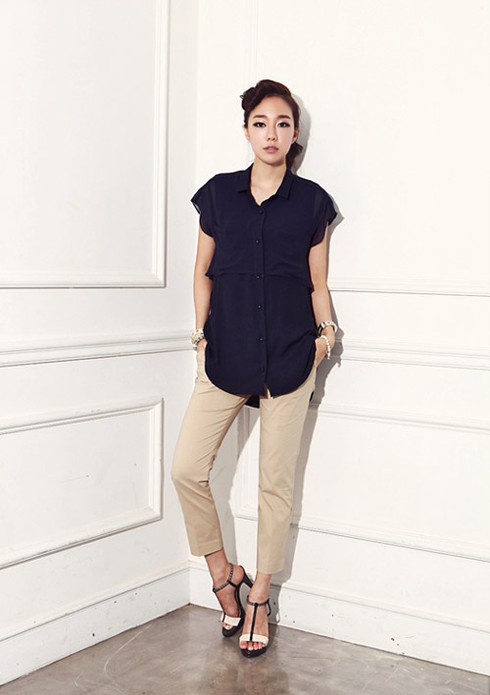 Mặc đẹp với sơ mi công sở mùa thu