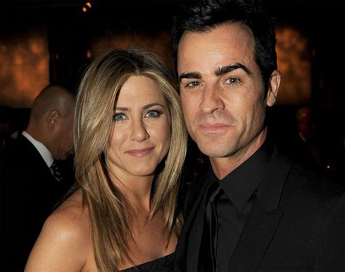 Chồng và bồ cũ mừng Jennifer Aniston đính hôn