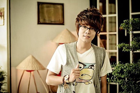 Hot boy Bùi Anh Tuấn xin lỗi vì lỡ 'xài chui' bài hit