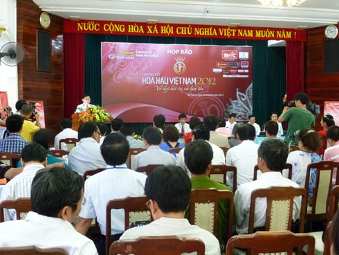Hoa hậu Việt Nam 2012 sẽ bổ sung hoạt động liên quan đến biển, đảo