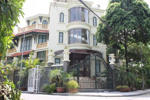 Hàng xóm không biết `bầu Kiên` là ai cho tới khi bị bắt