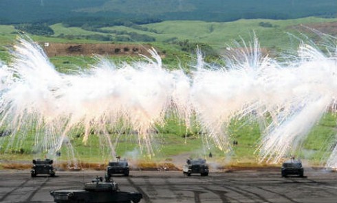 Nhật công khai khai hỏa xe tăng tiên tiến nhất Type 10