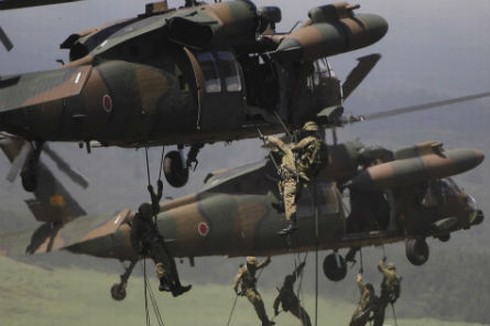 Nhật công khai khai hỏa xe tăng tiên tiến nhất Type 10