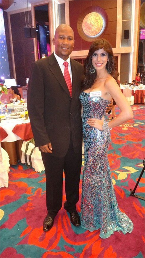 Giám khảo Hoa hậu Thế giới bị ra lệnh bắt khẩn cấp