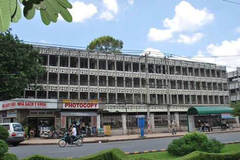 Vụ ‘vây’ ĐH Y dược: Tiếp tục rắc rối phương án nguyện vọng 2