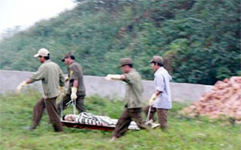 Phu mộ 'chiếu tướng' ông trùm Năm Cam