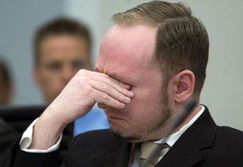 Sát thủ Na Uy lĩnh án 21 năm tù