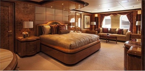 Cận cảnh siêu du thuyền giá 50 triệu USD