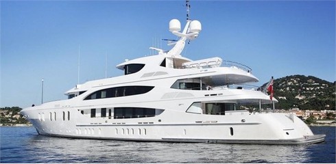 Cận cảnh siêu du thuyền giá 50 triệu USD