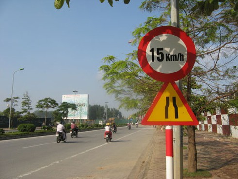 Toàn cảnh thi công xử lý “hố tử thần”