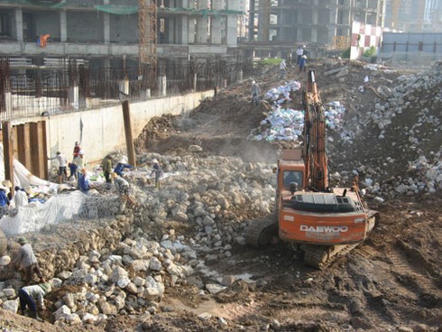 Toàn cảnh thi công xử lý “hố tử thần”