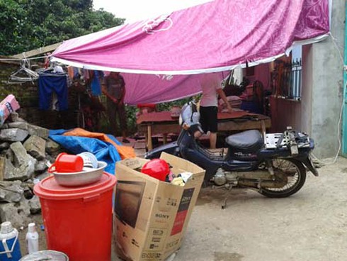 Dùng “luật rừng” lấy nhà gán nợ?