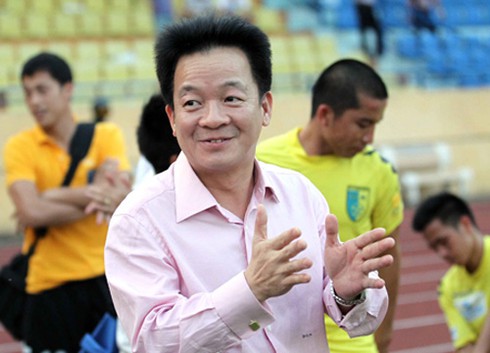 Hải Phòng mua suất chơi V-League từ bầu Hiển