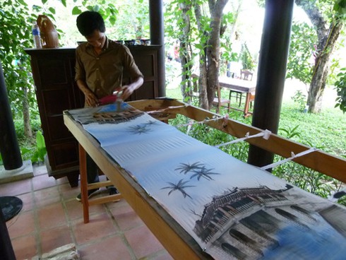 Những cây dâu Chăm hàng trăm tuổi ở `Làng lụa` Quảng Nam