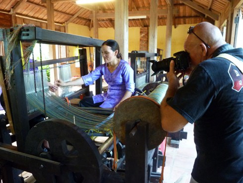 Những cây dâu Chăm hàng trăm tuổi ở `Làng lụa` Quảng Nam