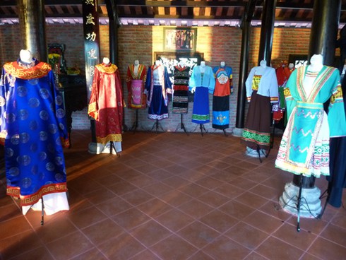 Những cây dâu Chăm hàng trăm tuổi ở `Làng lụa` Quảng Nam