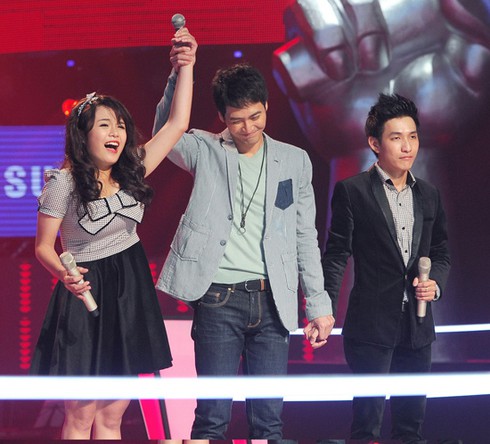 Chọn 'chân ngắn', Hà Hồ quyết định bỏ Quốc Cường