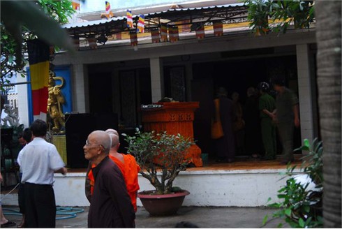 Cháy chùa, một người thiệt mạng