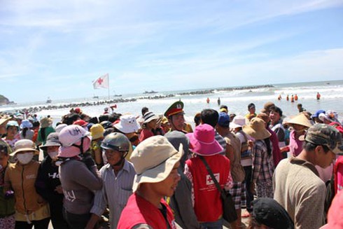 Xem dân Quảng Ngãi ứng phó sóng thần 'giả'