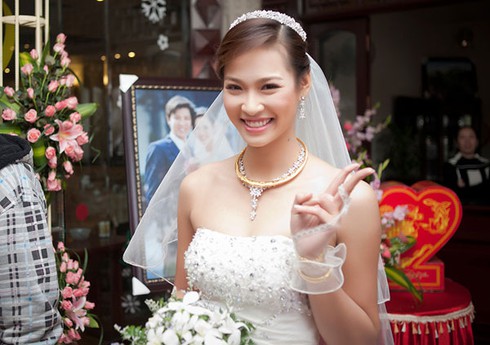 Chồng cũ Vương Thu Phương: 'Đừng dồn cô ấy vào chân tường`