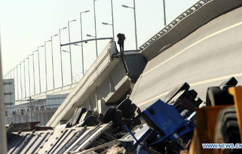 Trung Quốc: Sập cầu là chuyện 'thường ngày ở huyện'