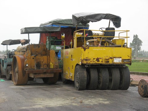 Khu tái định cư Kiến Hưng: Xây hạ tầng xong biến thành bãi chăn bò