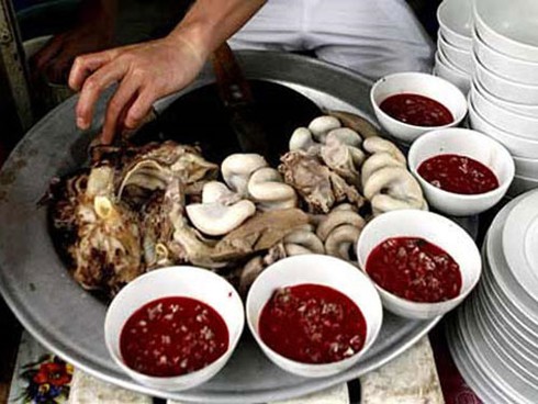 Chết vì tiết canh