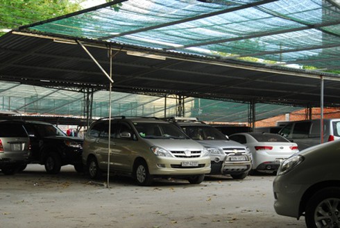 Những đại gia chiếm đất vàng bỏ hoang giữa trung tâm Sài Gòn