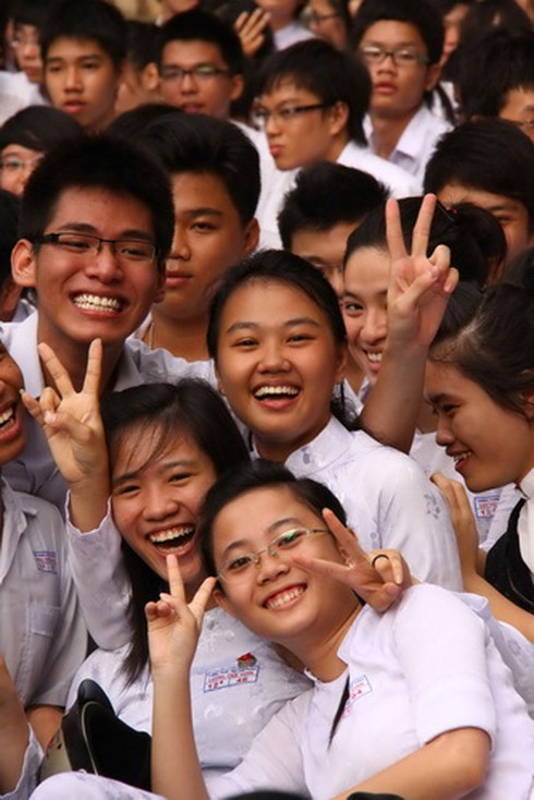 Rạng ngời nụ cười trẻ thơ ngày khai trường