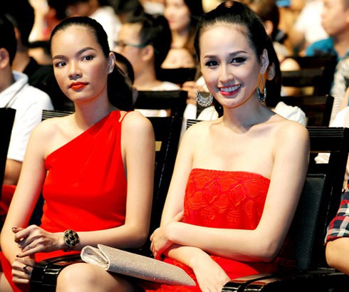 4 kiểu tóc đẹp mê mẩn của Hoa hậu