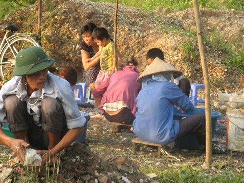 Bất chấp dịch cúm độc, vẫn bán, giết mổ gia cầm lưu động