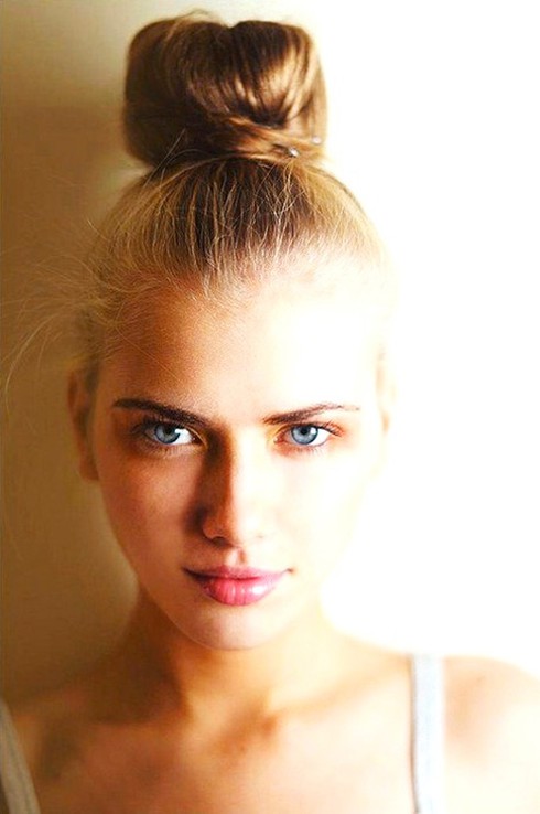 Tạo kiểu tóc sexy chỉ trong một phút