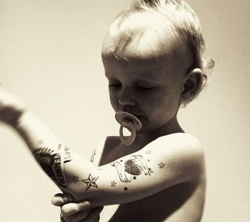 Những nhóc tì đáng yêu của sao Liverpool