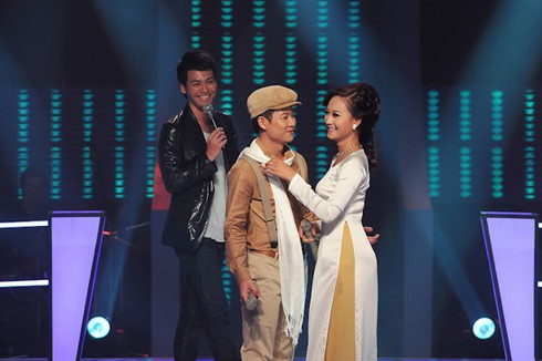 Mr. Đàm đứt ruột loại gà cưng khỏi The Voice