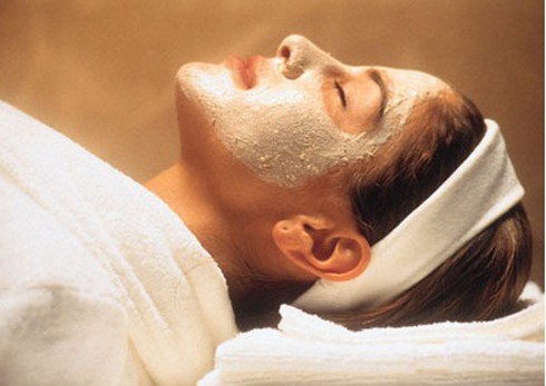 7 `tuyệt chiêu` chăm sóc da cho dân văn phòng