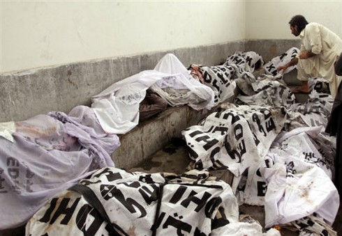 Pakistan: Cháy 2 nhà máy khiến 128 người thiệt mạng