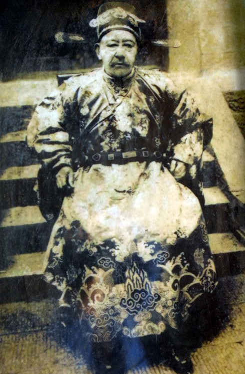 Khám phá dinh thự vua Mèo trên cao nguyên đá