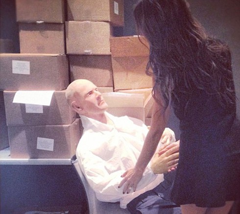 Bà Becks diện đồ phối hoàn hảo cùng con gái