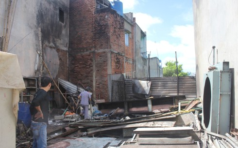 Hoả hoạn thiêu rụi kho phế liệu