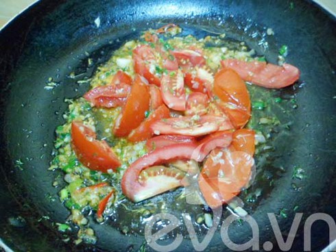 Cá chép om dưa cho ngày lạnh