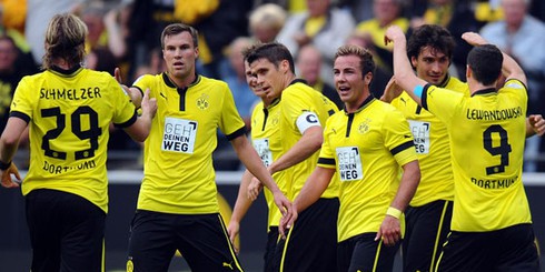 Bayern và Dortmund vang khúc khải hoàn ở vòng 3 Bundesliga