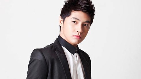 Bùi Anh Tuấn 'đụng' hot boy Noo Phước Thịnh