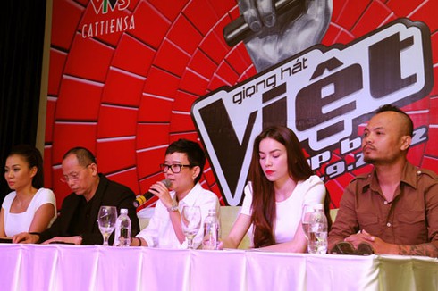 Phương Uyên rời ghế giám đốc âm nhạc 'The Voice'