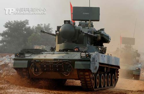 Trung Quốc tập luyện dàn trận, 'trêu tức' Nhật Bản