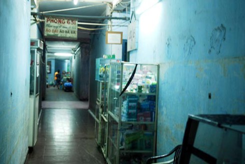 Cảnh sống lay lắt ở chung cư từng là bậc nhất Sài thành