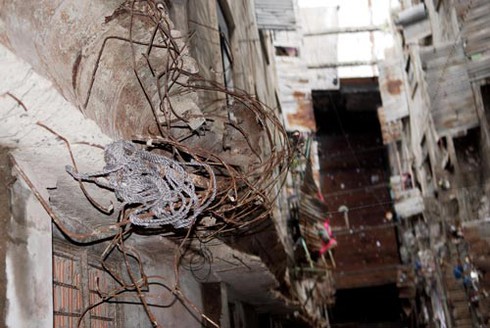 Cảnh sống lay lắt ở chung cư từng là bậc nhất Sài thành